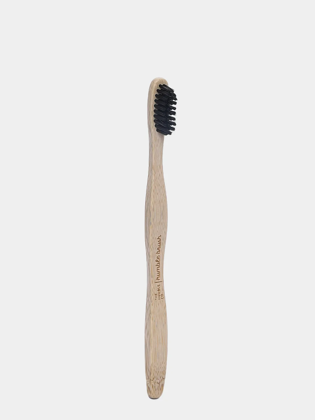 Зубная щетка для взрослых HUMBLE BRUSH из бамбука, черная, мягкая щетина