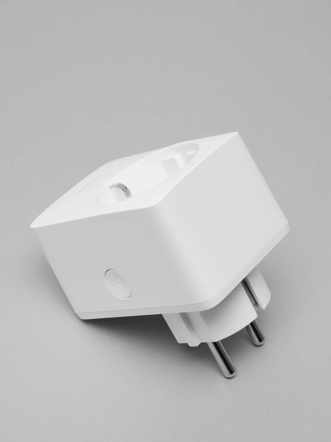 Умная розетка TP-Link Tapo P100