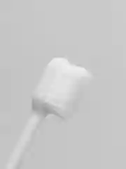 Белый мягкая зубная щётка с ультратонкой щетиной  в футляре