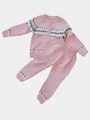 Костюм вязаный