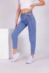 Светло-синий джинсы женские mom fit с высокой посадкой ,светло-синие
