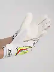 Желтый вратарские перчатки