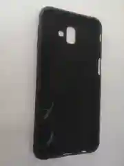 Алый силиконовый усиленный чехол Samsung J6 +(Plus)