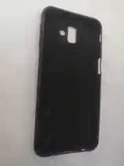 Алый силиконовый усиленный чехол Samsung J6 +(Plus)