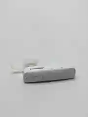 Белый bluetooth-гарнитура