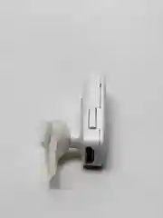 Белый bluetooth-гарнитура