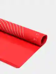 Красный коврик силиконовый для раскатки и выпечки теста