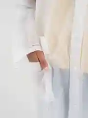 Белый дождевик многоразовый, с капюшоном, с карманами