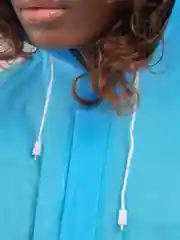 Голубой дождевик многоразовый, с капюшоном, с карманами