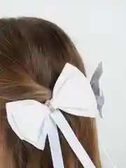 Бант для волос, на заколке, белый, 2 штуки