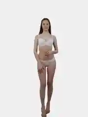 Белый комплект нижнего белья со стрепами