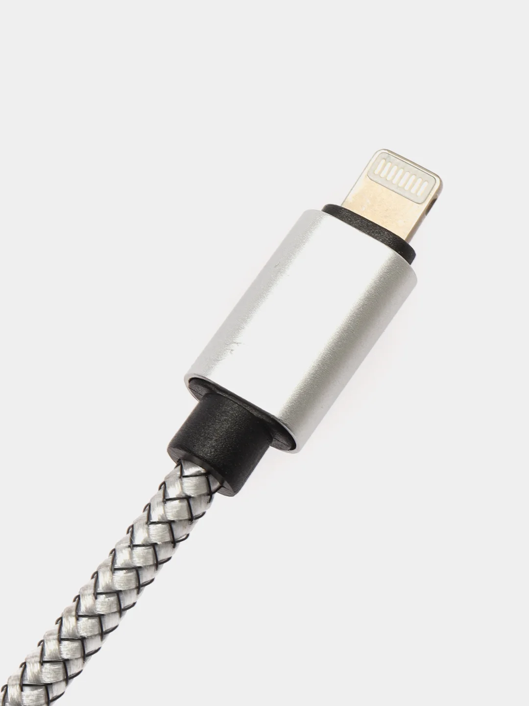 Серебряный кабель Lightning для iPhone в прочной плетенной оплетке