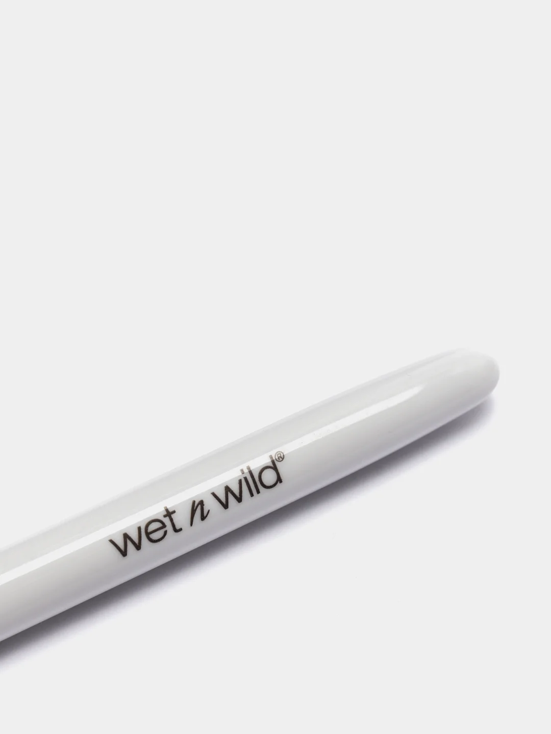Кисть для нанесения макияжа Wet n Wild Brush, E786