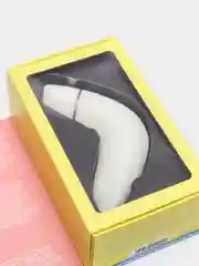 Белый вибратор вакуумный Satisfyer Pro 1+