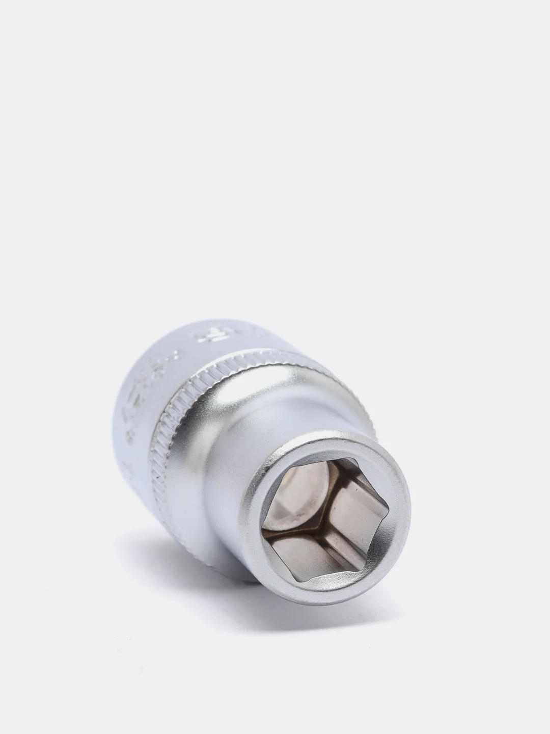 Головка торцевая шестигранная 1/2DR (8-32 мм)
