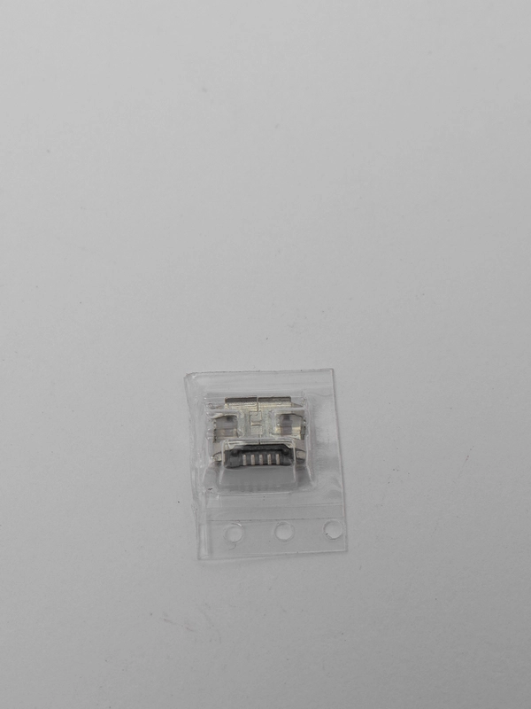 Гнездо micro-USB тип4
