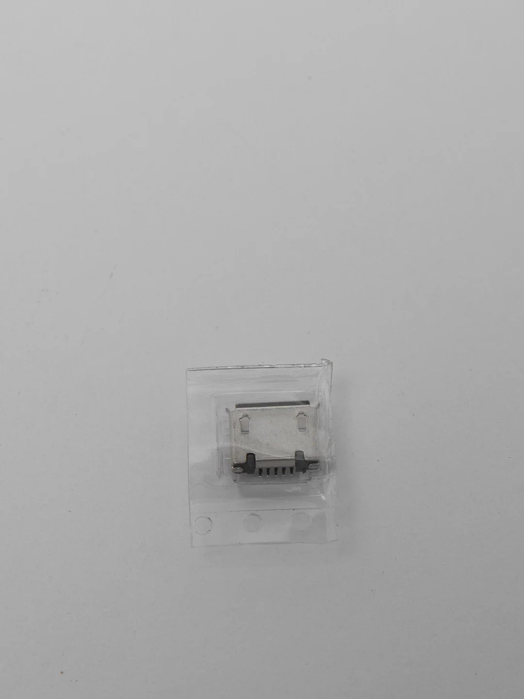 Гнездо micro-USB тип4