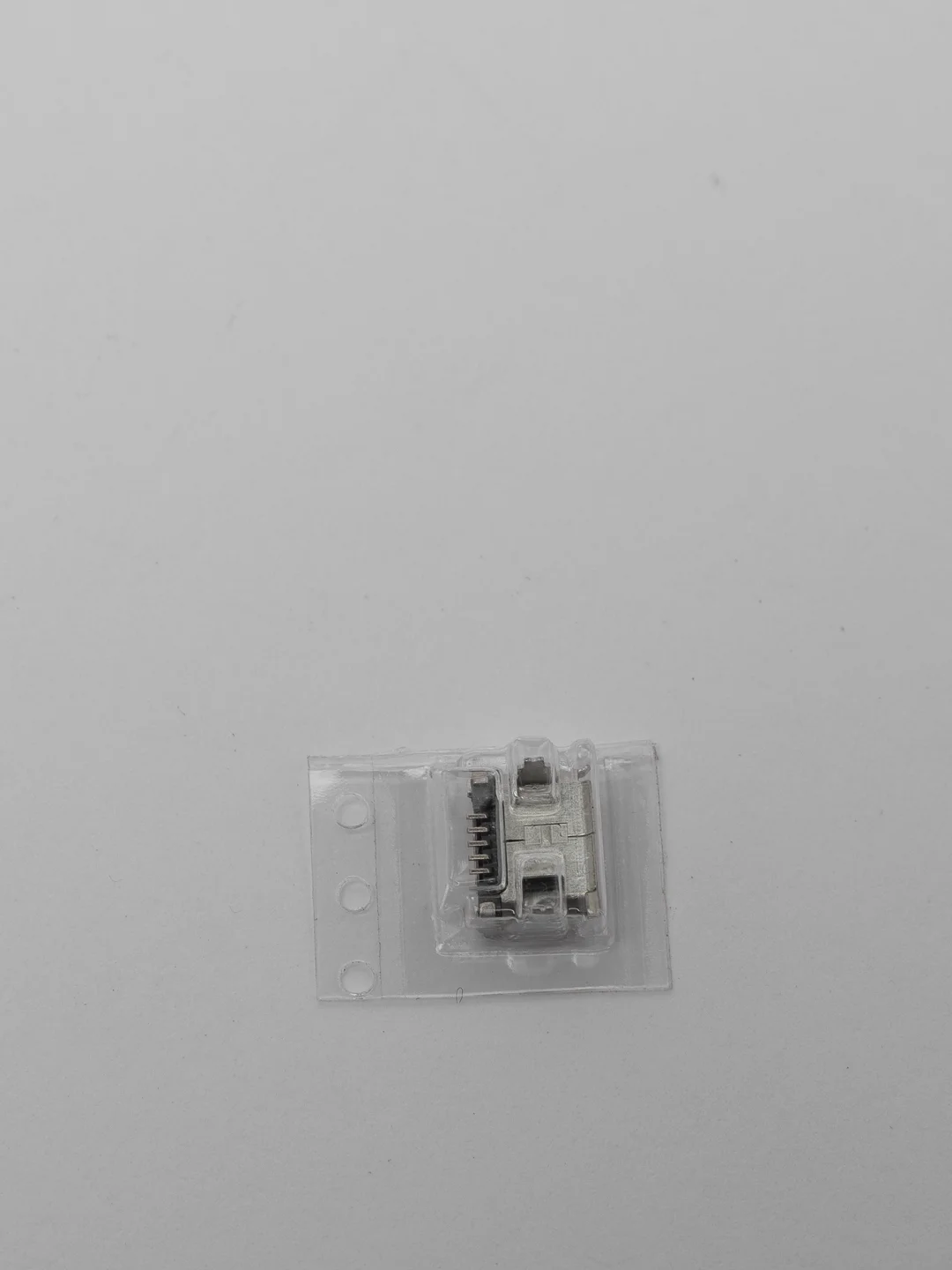 Гнездо micro-USB тип4