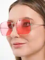 Розовый солнцезащитные женские очки