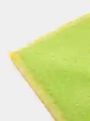 Розовый полотенце из микрофибры.  Впитывающая кухонная тряпка