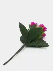 Искусственные цветы. Розы (пластиковый букет ). Композиция. Высота 20 см. Д бутона 2,5 см