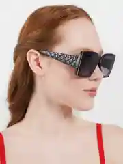 Черный солнцезащитные очки