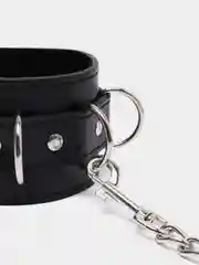 Черный наручники с ремешками