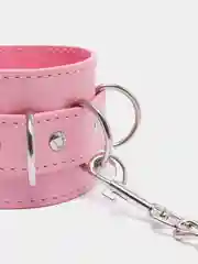 Розовый наручники с ремешками