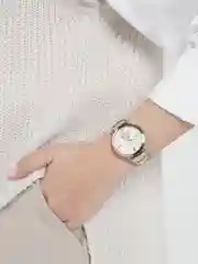 Белый женские наручные часы