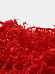 Красный наполнитель бумажный для коробок, стружка "Цветная бумага"