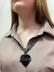 Черный цепочка