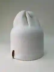Белый женская  шапка Конте