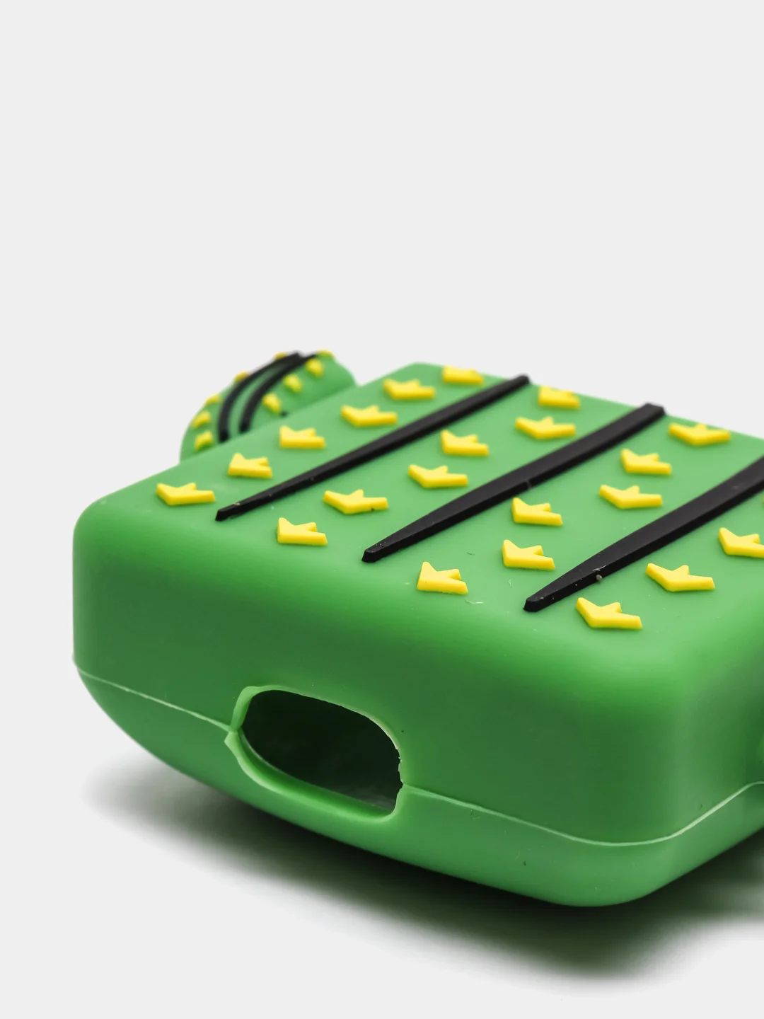 Силиконовый противоударный чехол для AirPods с карабином "Кактус" (Cactus)