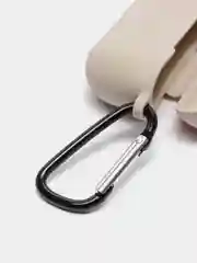 Серый чехол силиконовый для наушников AirPods Pro с карабином