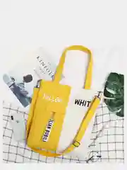 Желтый двухцветный шоппер с надписью