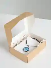 Вишнёвый кулоны из эпоксидной смолы, ручной работы