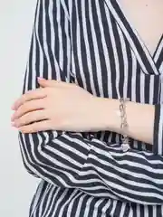 Серебряный женский браслет с подвесками "Сердечки"