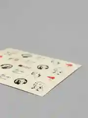 Белый слайдеры для дизайна ногтей