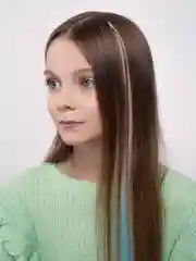 Светло-бежевый цветные пряди на заколке