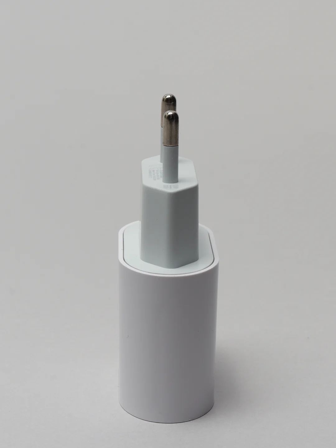 Зарядное устройство / блок питания для айфона Type-C 20W