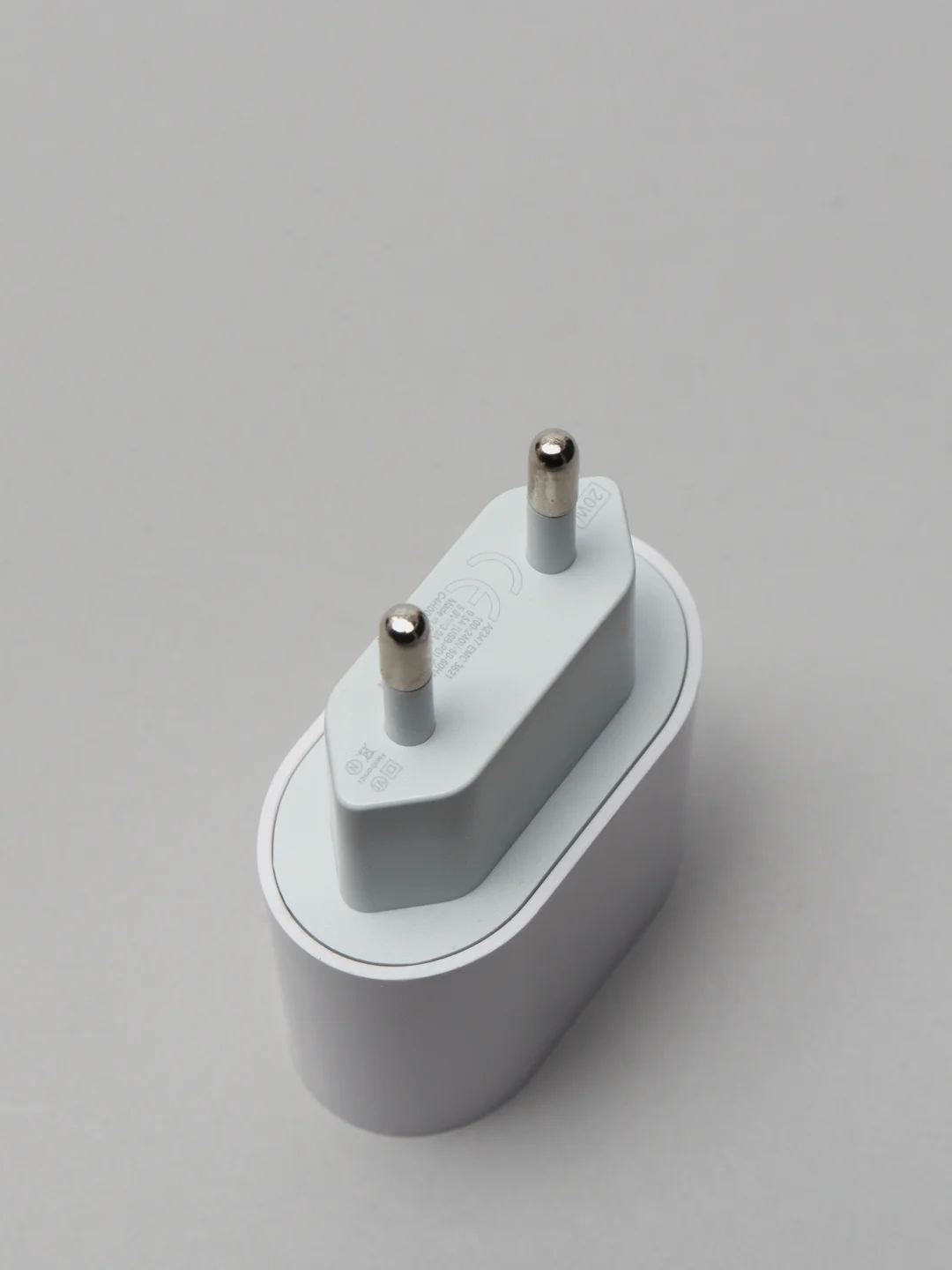Зарядное устройство / блок питания для айфона Type-C 20W