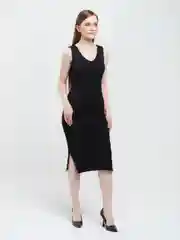 Черный платье с поясом и разрезом снизу