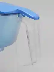 Голубой кувшин-фильтр для воды "Сити" со сменным модулем.
