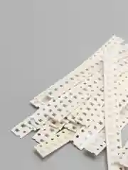 Набор SMD ( 0805 ) резисторов 620 Ом - 12 кОм