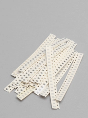 Набор SMD ( 0805 ) резисторов 620 Ом - 12 кОм