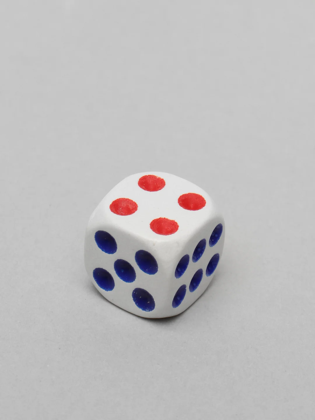 Кости кубики игральные, белые, пластиковые, 1,2 см х 1,2 см, 2 штуки