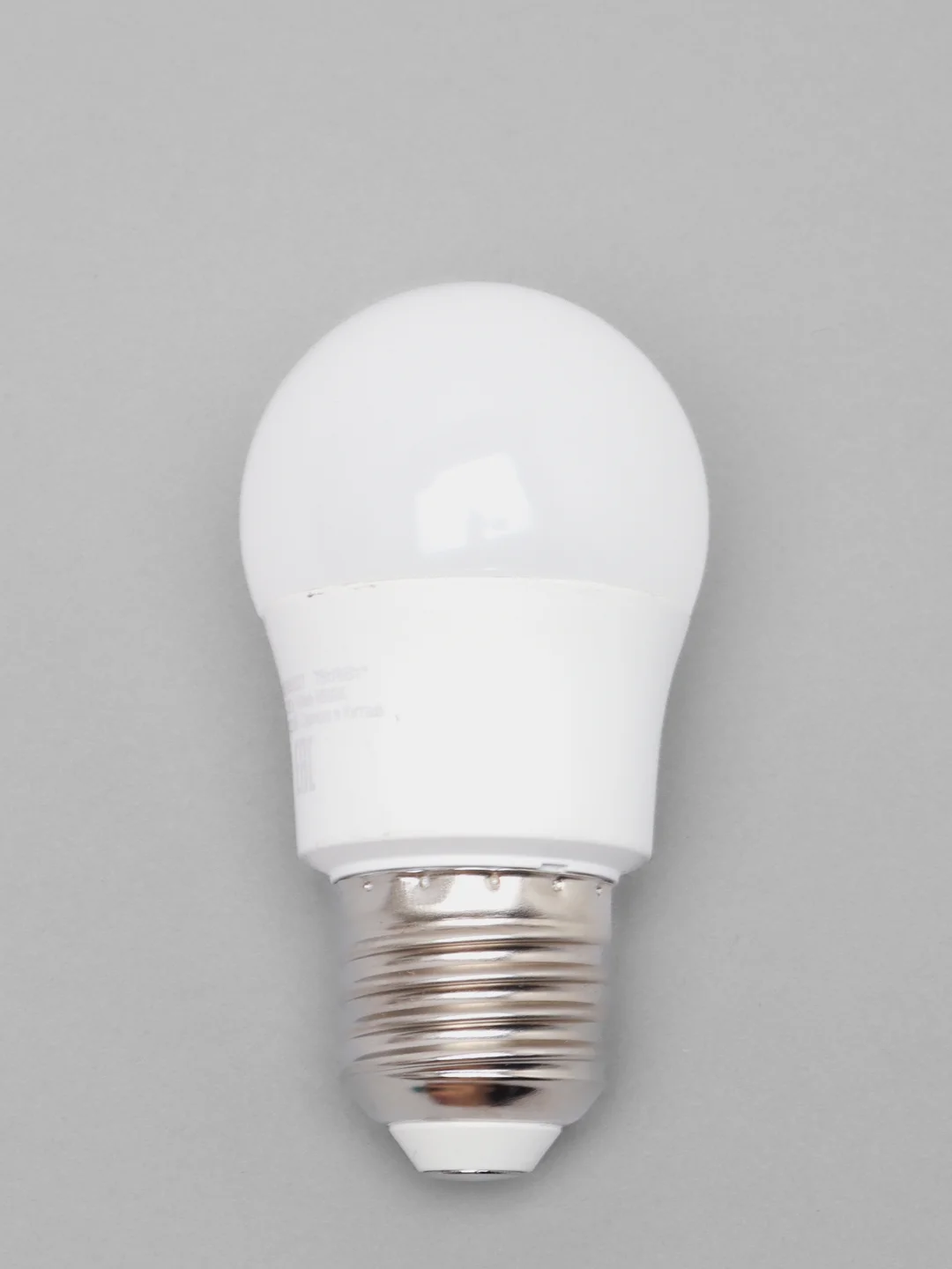 Camelion LED8-G45/865/E27, Электрическая лампа светодиодная 8Вт 220В