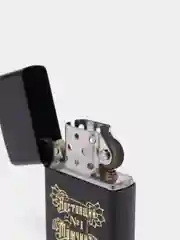 Зажигалка бензиновая