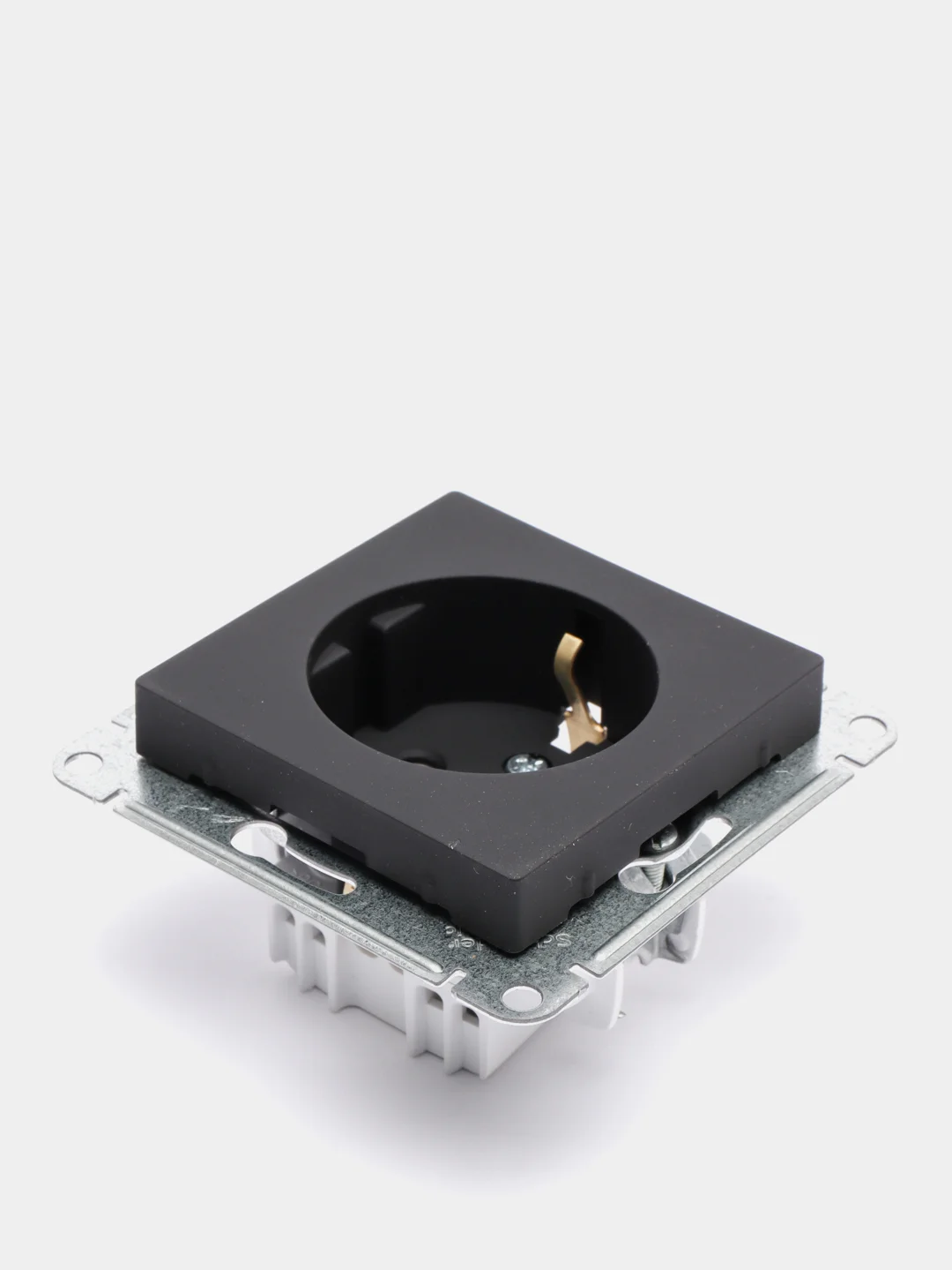 Розетка Schneider Electric AtlasDesign с заземлением, 16А, механизм, карбон, ATN001043