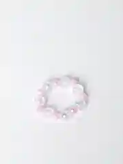 Розовый кольцо из бусин и бисера